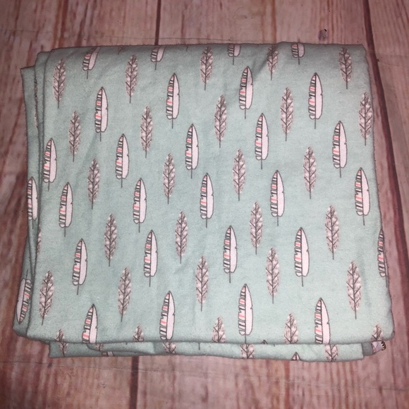 Accessories - Feather flannel pocket infinity scarf handmade NEW